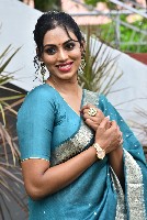 Kamakshi Bhaskarla Latest Photos